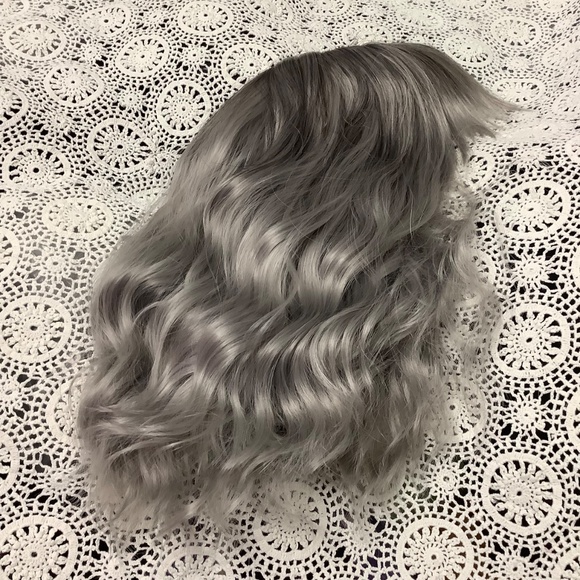 NEW Grey Beach Waves Style Wg, one Sz fits most - Picture 2 of 10